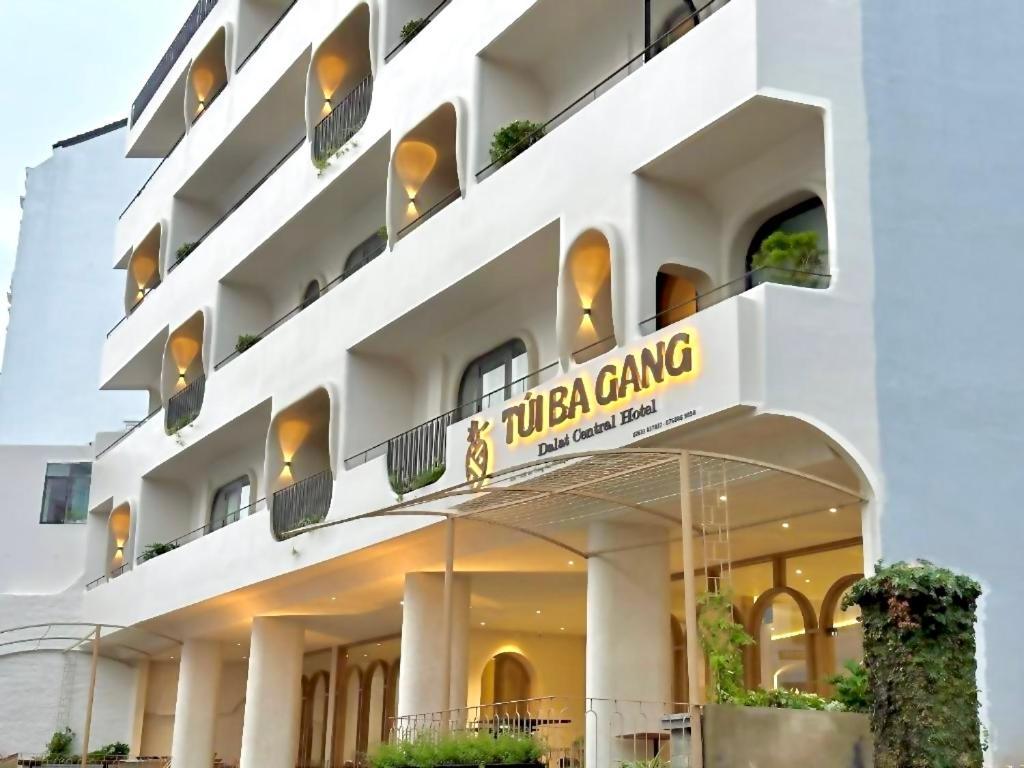 Tui Ba Gang Central Hotel Da Lat Zewnętrze zdjęcie